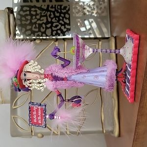 Dolly Mom's Dazzling Diva